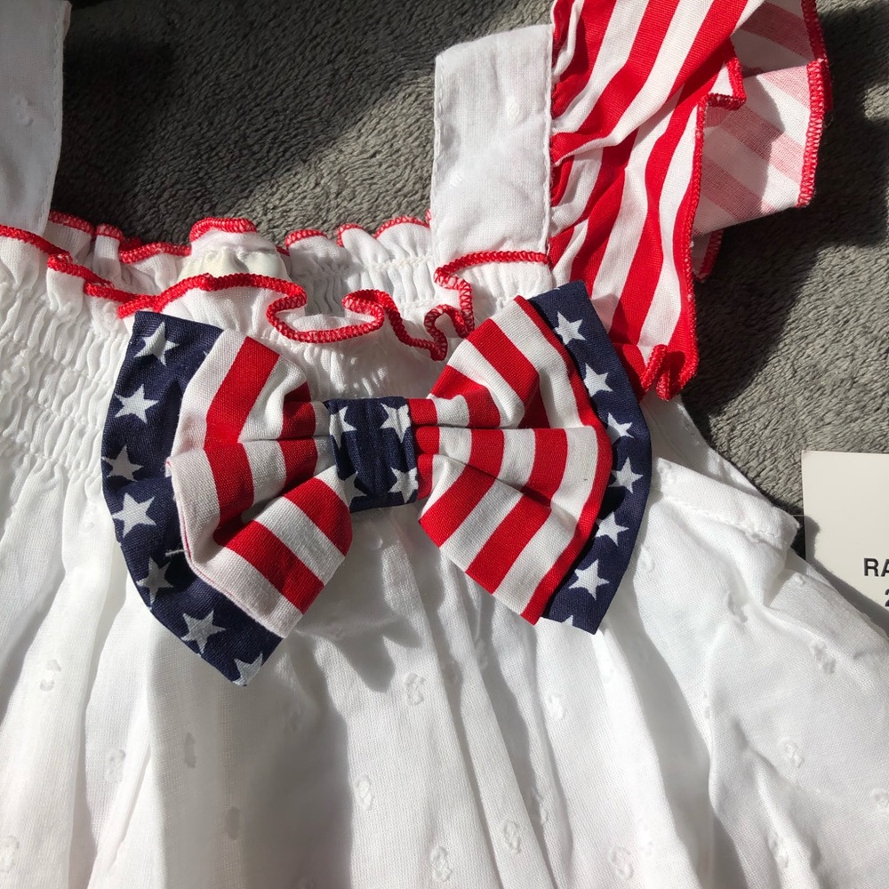 Celebratory top/shorts combo - Picture 2 of 4